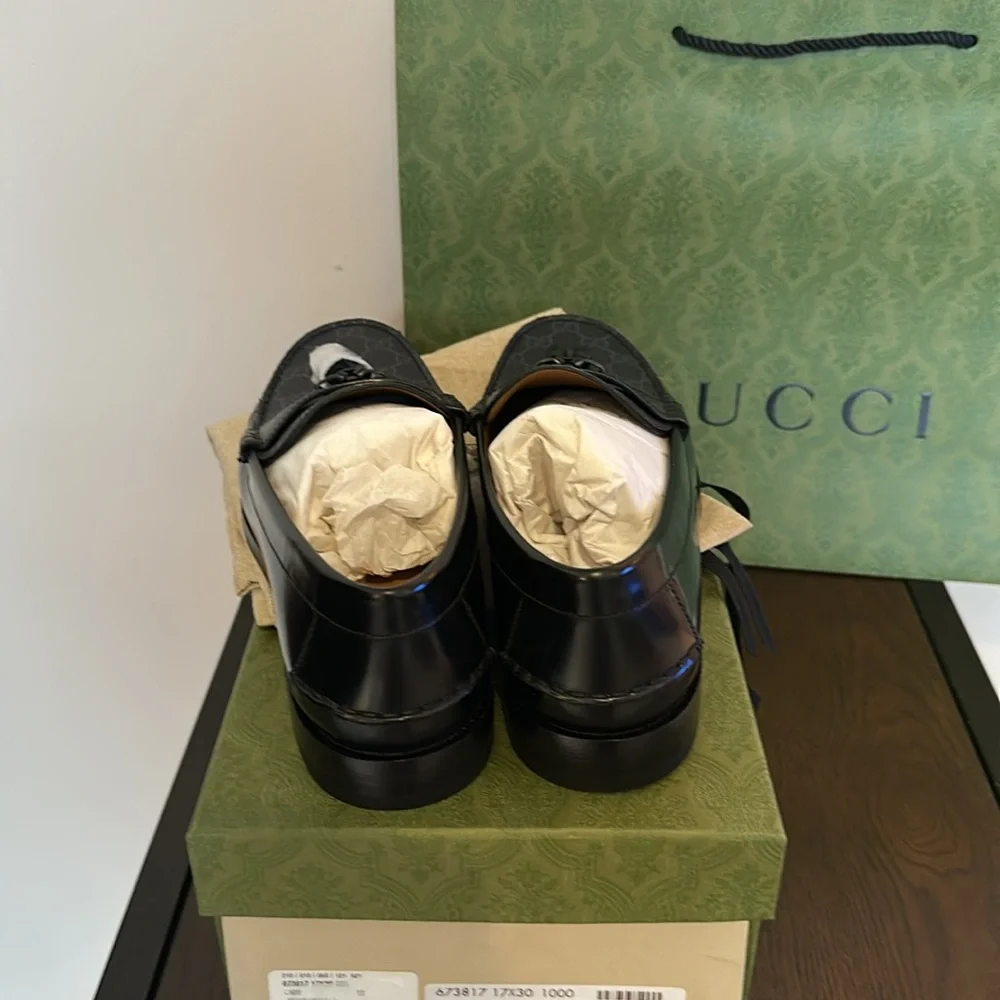 Gucci Logo Leather Loafers